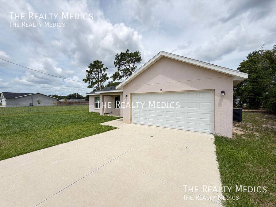 House for rent at 85 Maple Dr, Ocklawaha, FL 32179