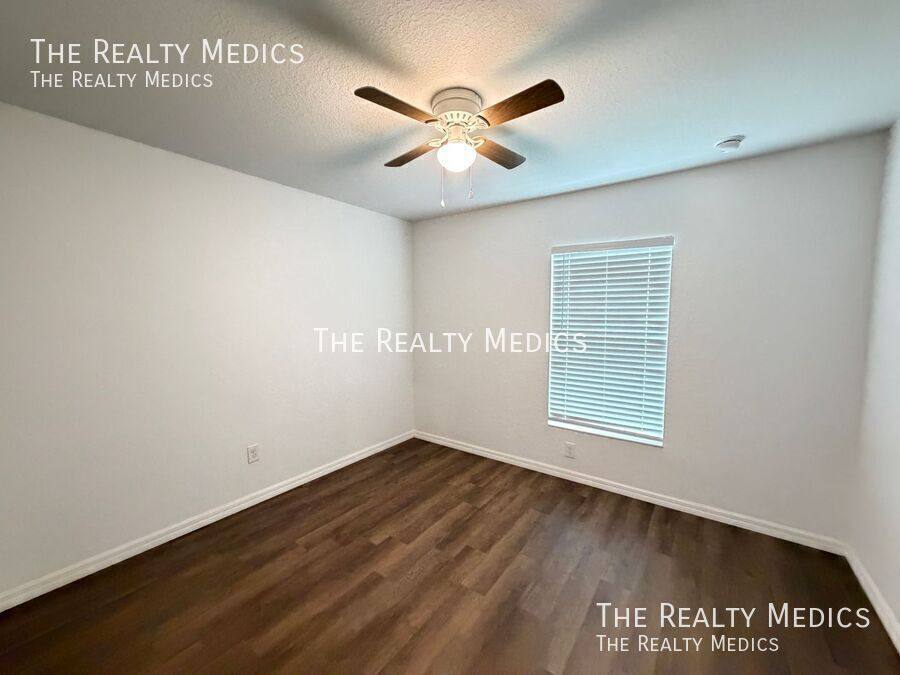 House for rent at 85 Maple Dr, Ocklawaha, FL 32179