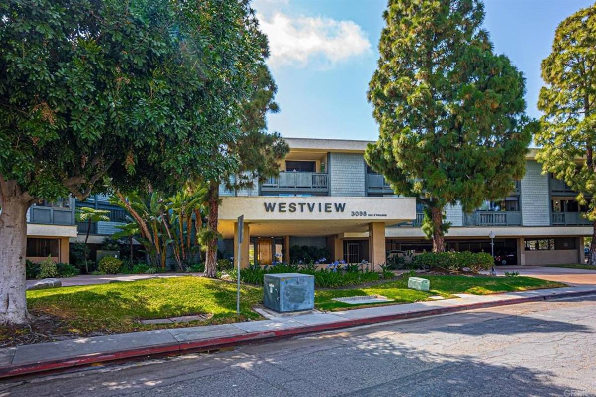 Condo for rent at 3098 Rue Deorleans, San Diego, CA 92106