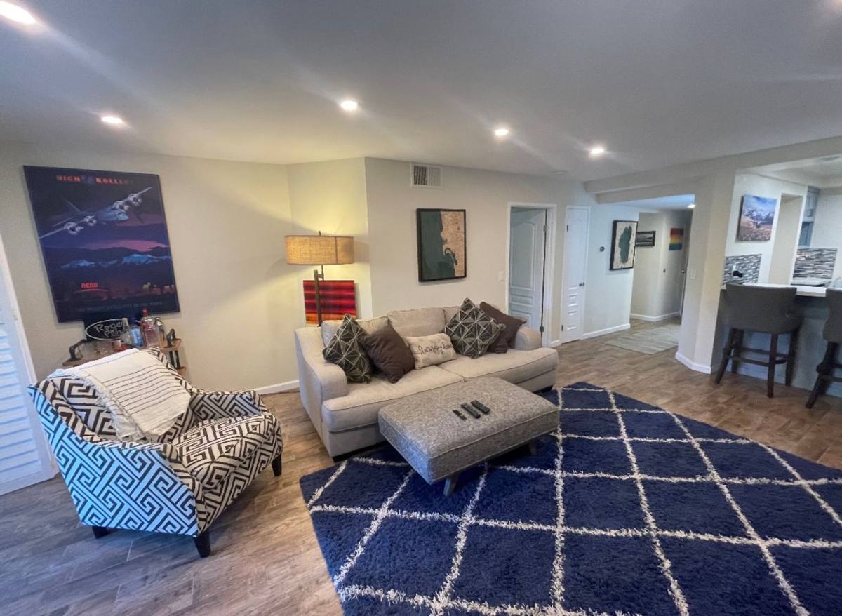 Condo for rent at 3098 Rue Deorleans, San Diego, CA 92106