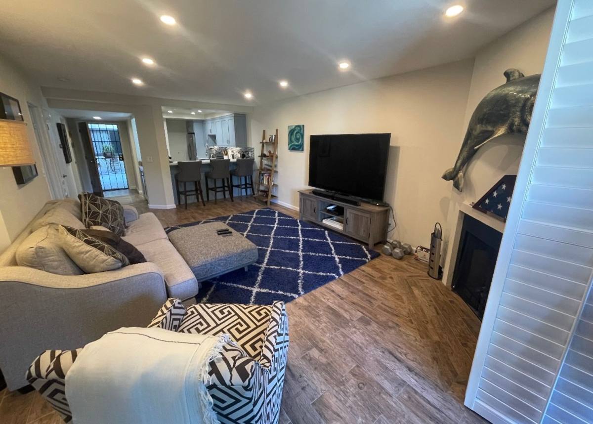 Condo for rent at 3098 Rue Deorleans, San Diego, CA 92106