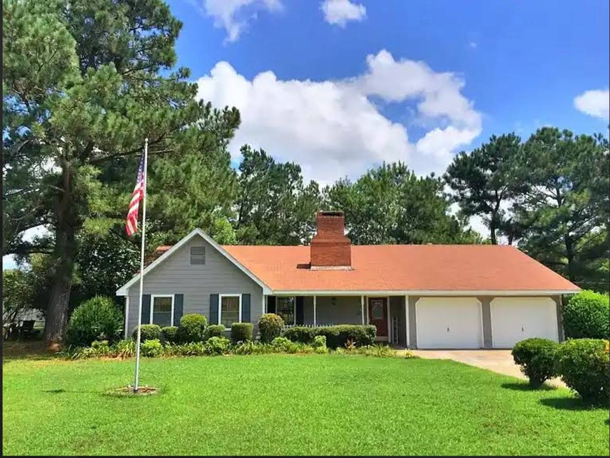 House for rent at 67 Carolina Dr, Columbus, MS 39705