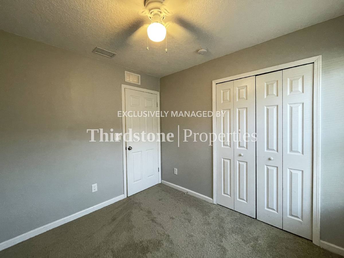 House for rent at 371 Smith St, Jacksonville, FL 32204