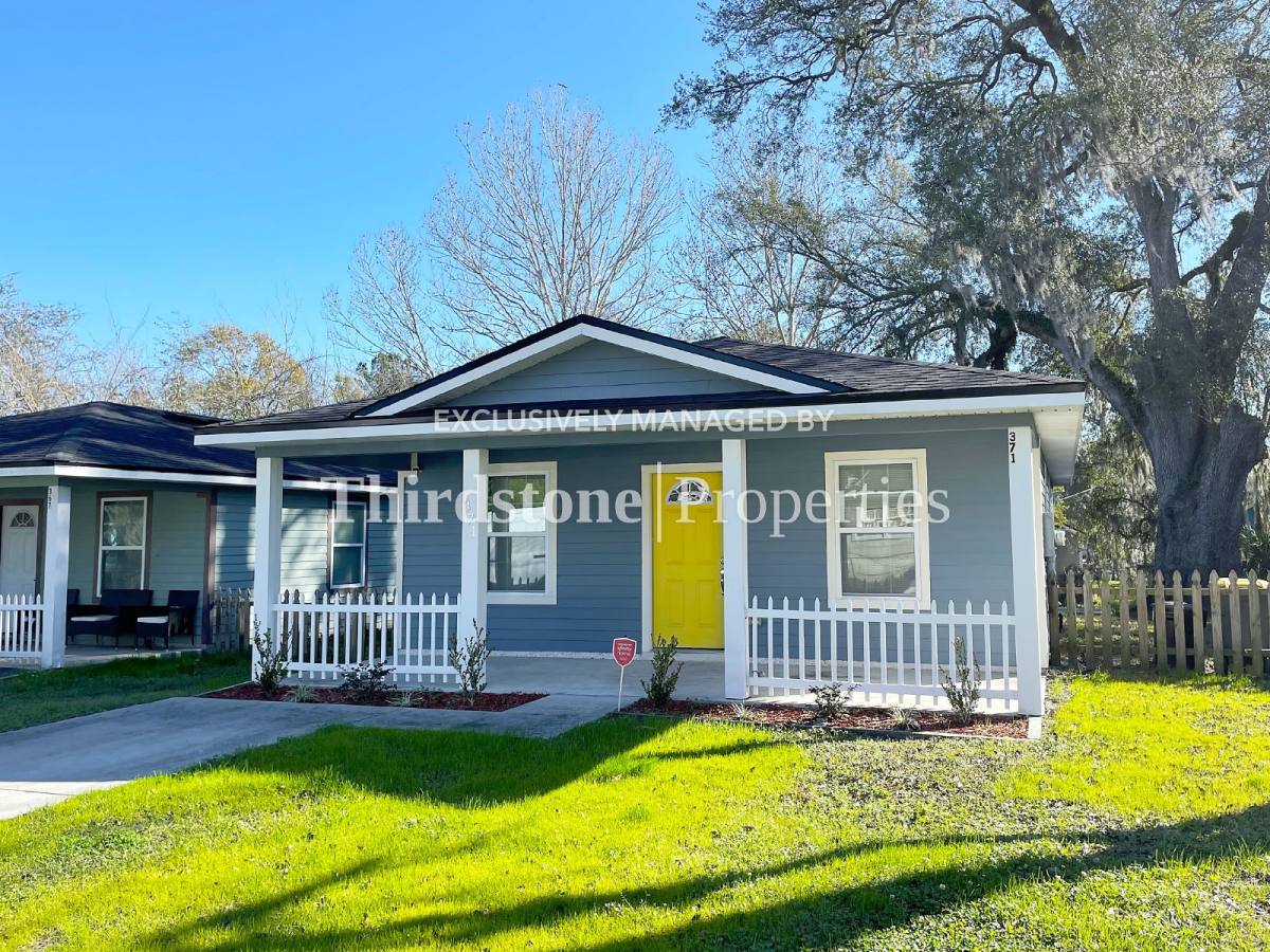 House for rent at 371 Smith St, Jacksonville, FL 32204