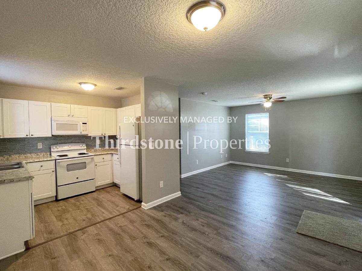 House for rent at 371 Smith St, Jacksonville, FL 32204