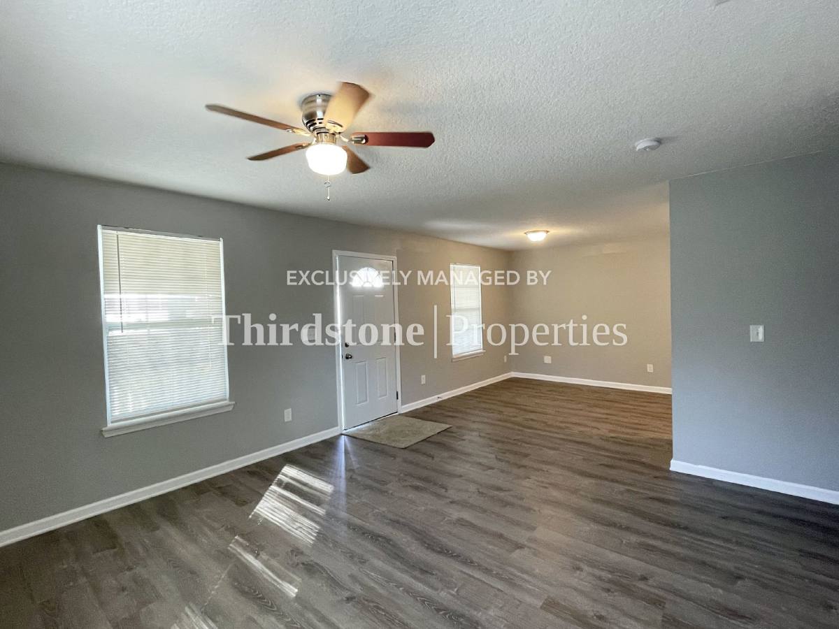 House for rent at 371 Smith St, Jacksonville, FL 32204