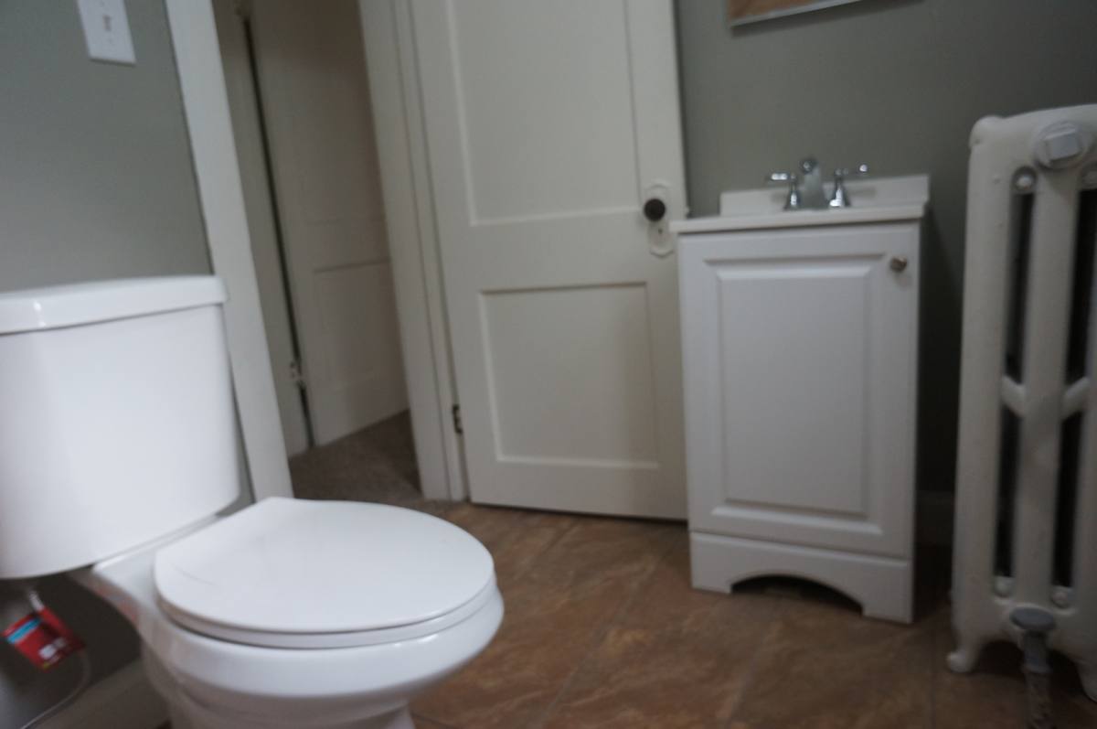 Apartment for rent at 1127 E 5th St, Duluth, MN 55805