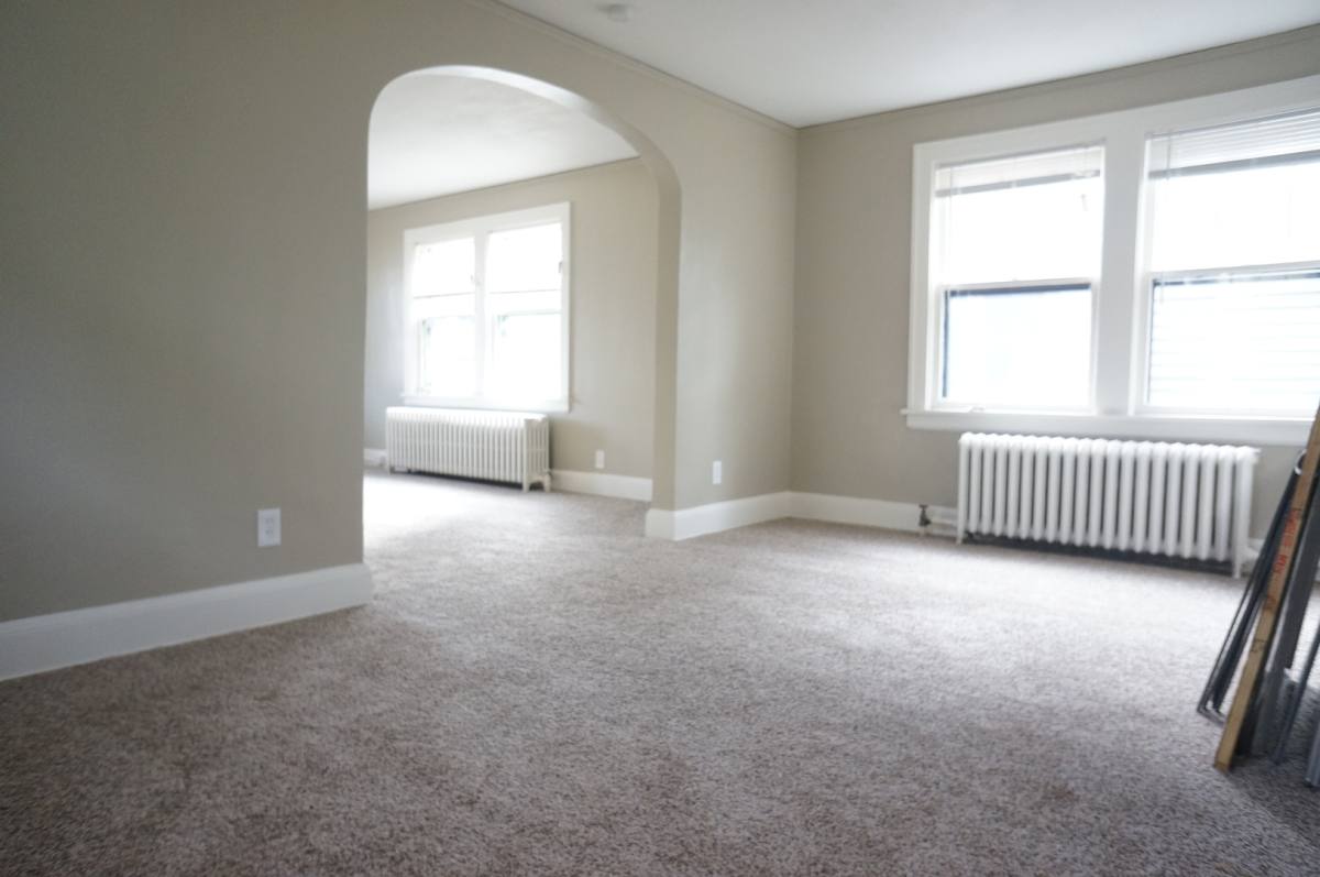 Apartment for rent at 1127 E 5th St, Duluth, MN 55805