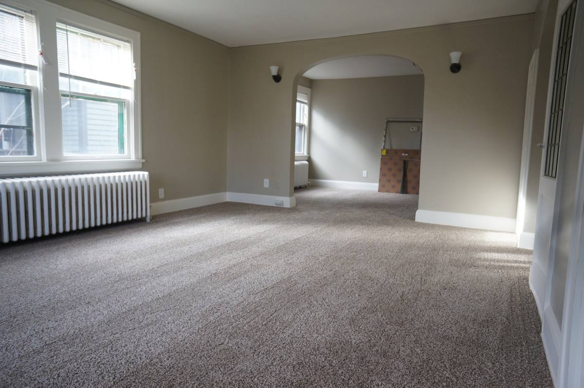 Apartment for rent at 1127 E 5th St, Duluth, MN 55805