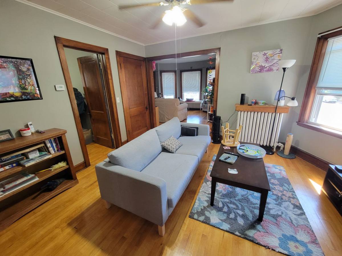 Apartment for rent at 330-332 N 12th Ave E, Duluth, MN 55802