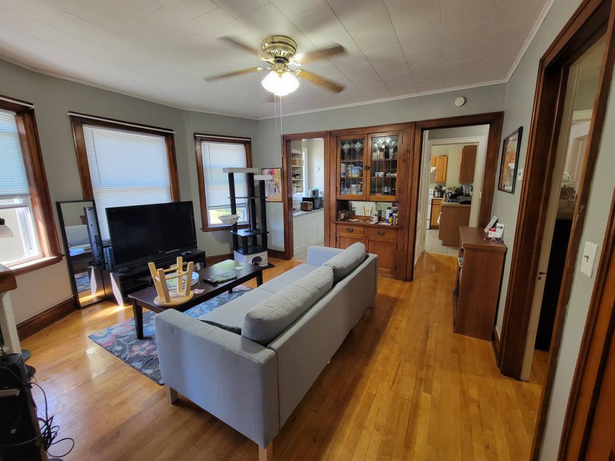 Apartment for rent at 330-332 N 12th Ave E, Duluth, MN 55802