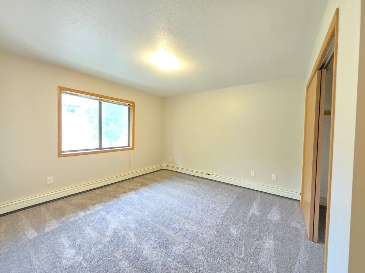 Apartment for rent at 4821 E 41st St, Sioux Falls, SD 57110