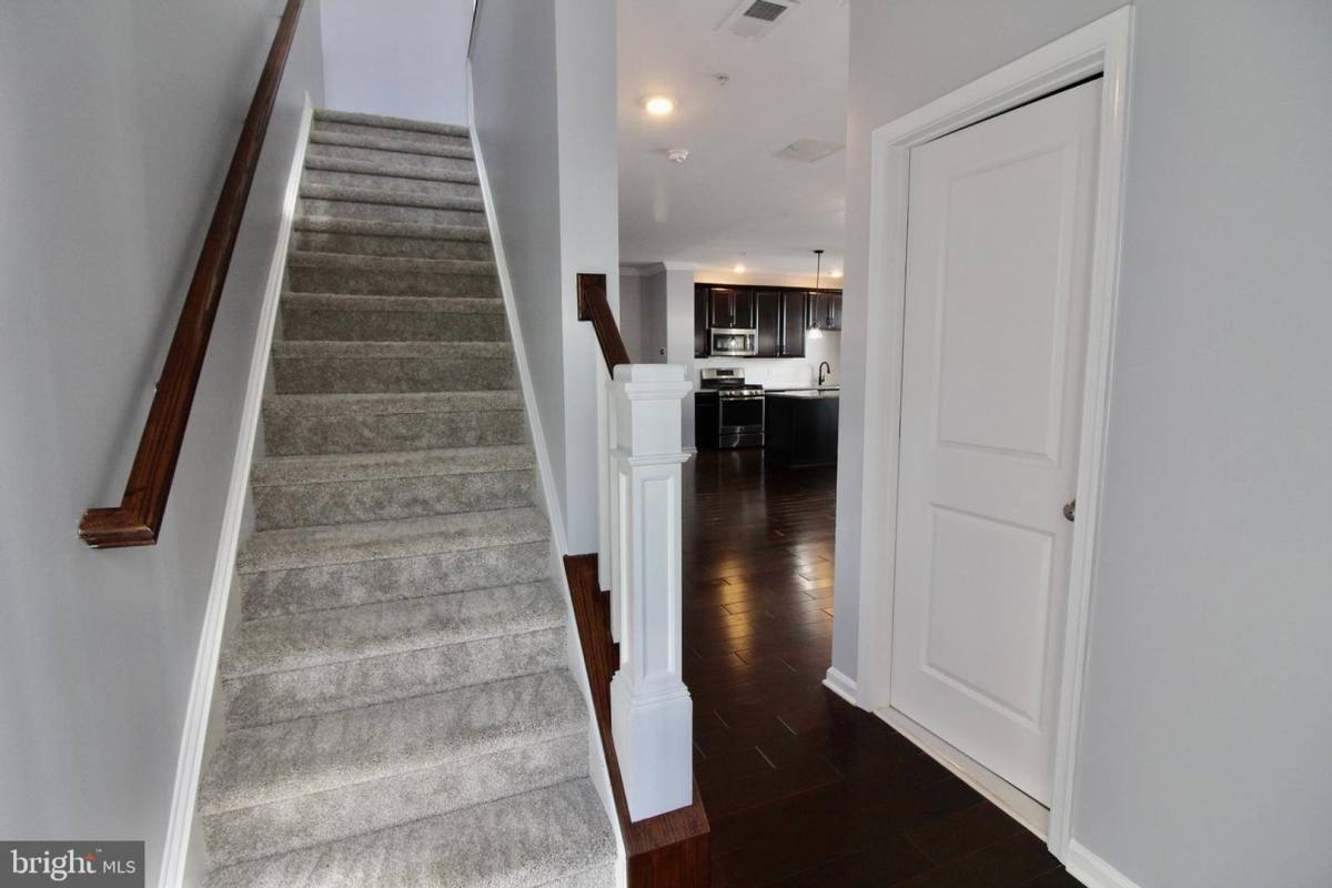 House for rent at 23315 Milltown Knoll Square, Ashburn, VA 20148