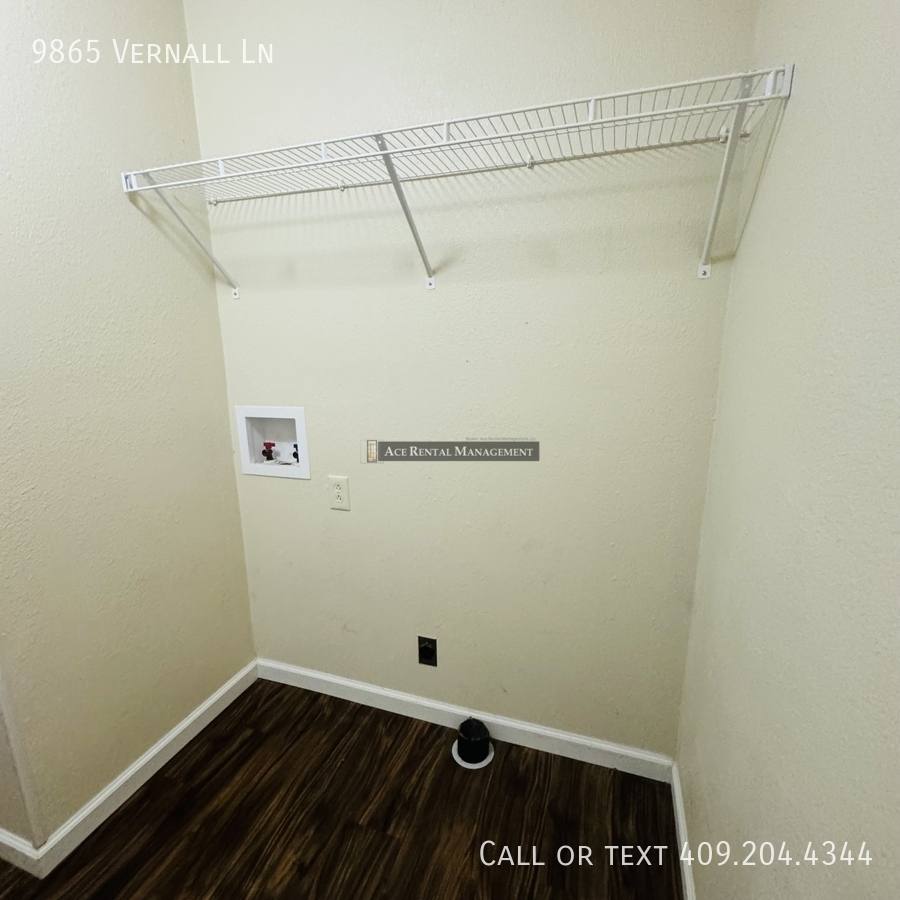 House for rent at 9865 Vernall Lane, Beaumont, TX 77713