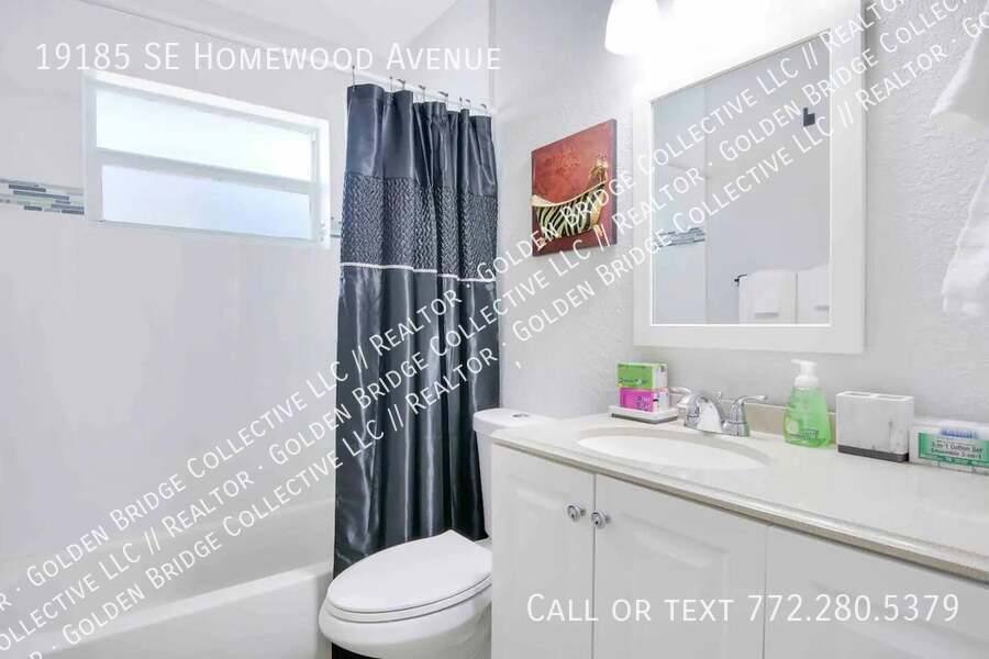 House for rent at 19185 SE Homewood Ave, Jupiter, FL 33469