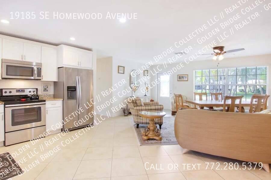 House for rent at 19185 SE Homewood Ave, Jupiter, FL 33469