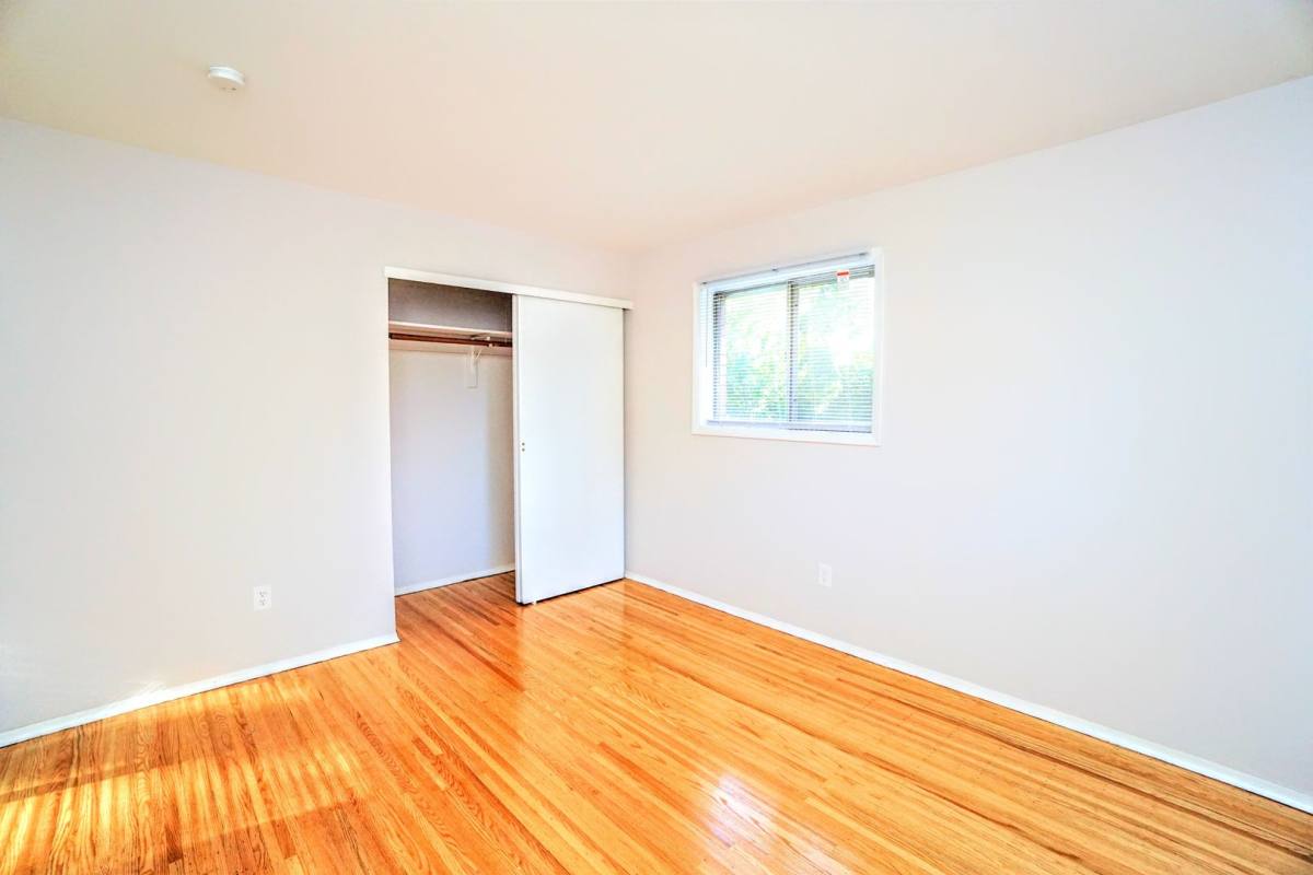 Apartment for rent at 146 Woodhill Dr #6, Rochester, NY 14616