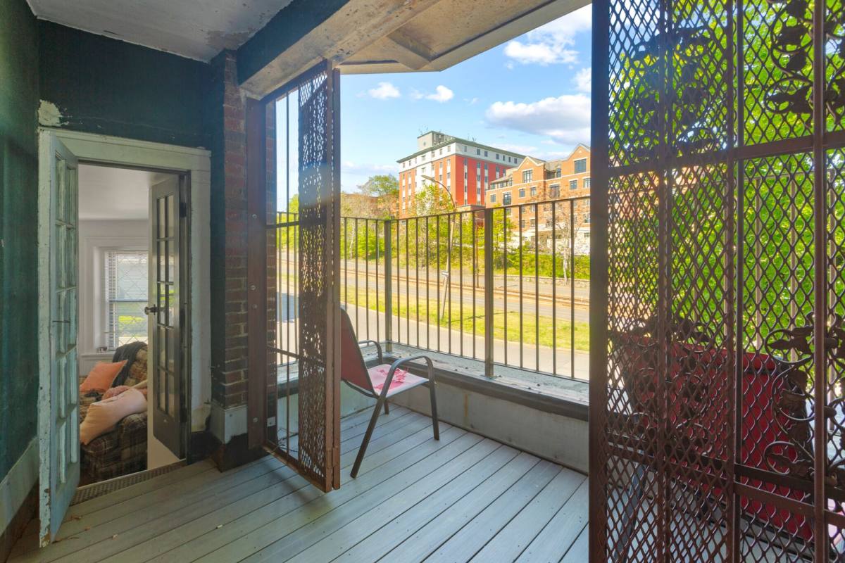 Apartment for rent at 1462 Commonwealth Ave #2, Allston, MA 02134
