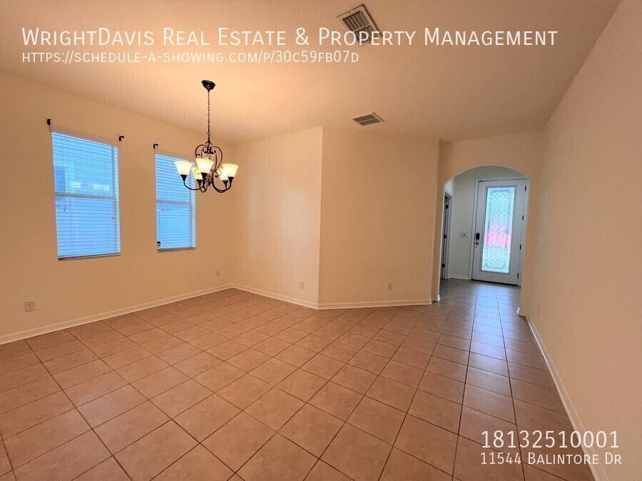 House for rent at 11544 Balintore Dr, Riverview, FL 33579