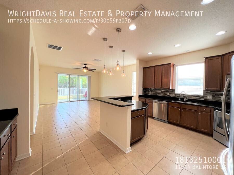 House for rent at 11544 Balintore Dr, Riverview, FL 33579