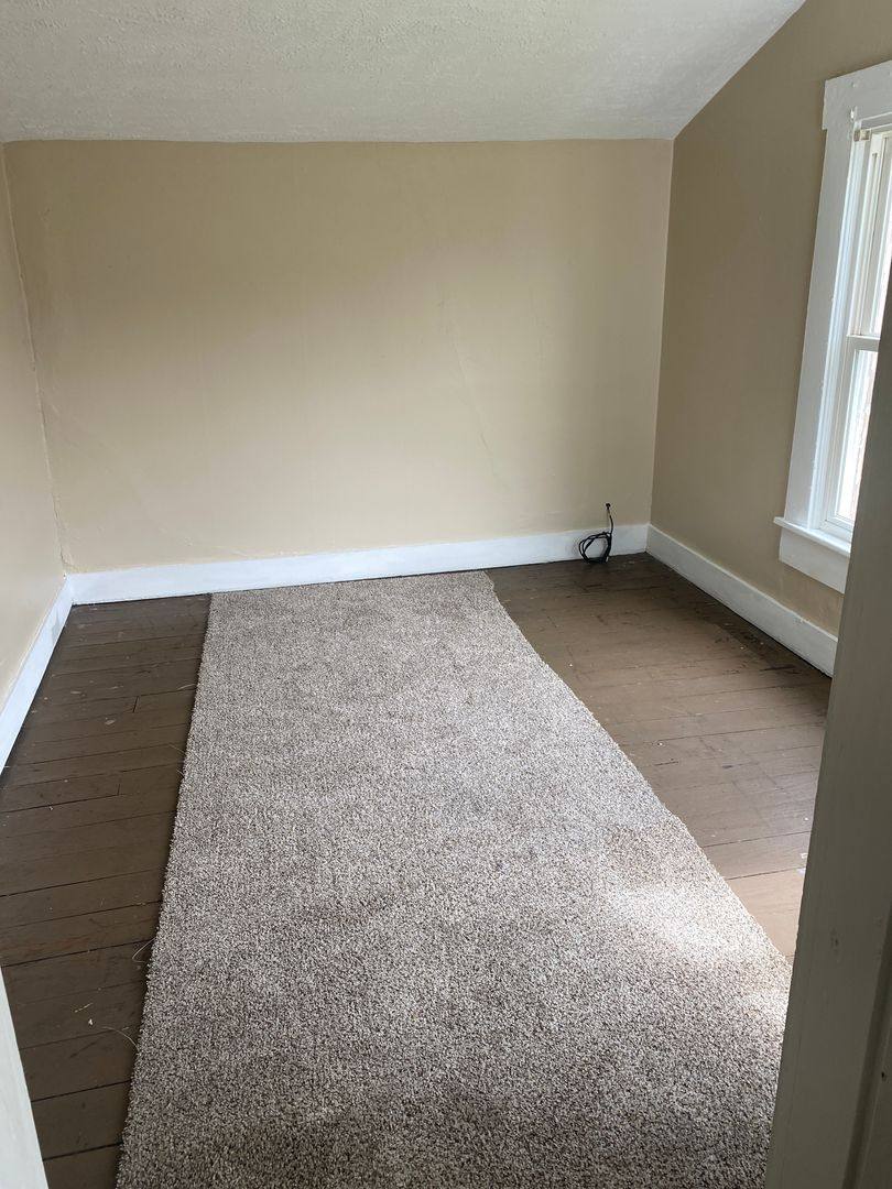 Apartment for rent at 618 E Pike St, Crawfordsville, IN 47933