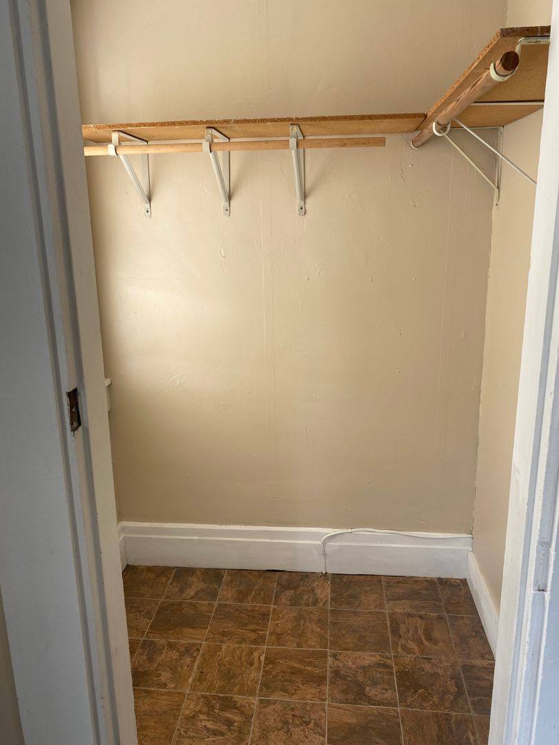 Apartment for rent at 618 E Pike St, Crawfordsville, IN 47933