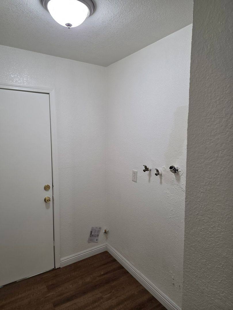 Townhouse for rent at 9217 Beech Ave, Fontana, CA 92335