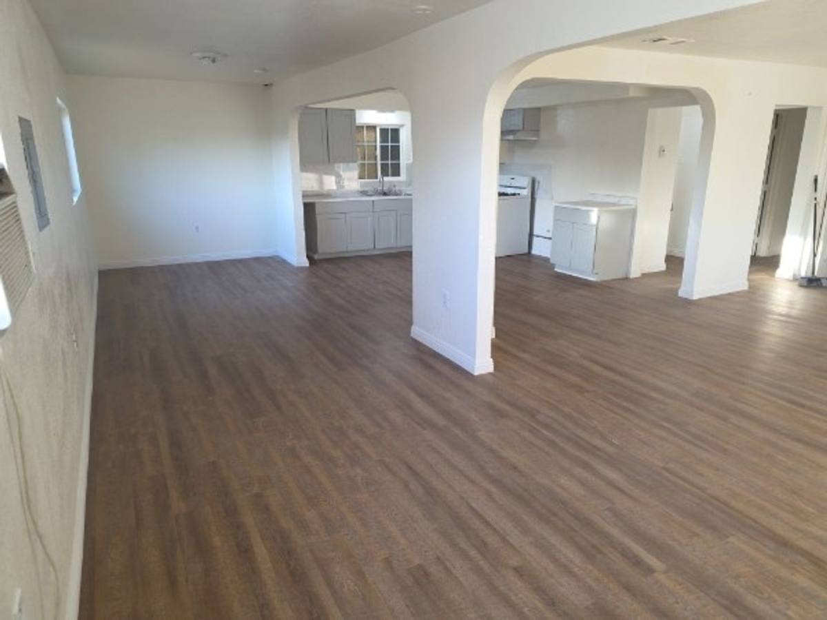 Townhouse for rent at 9217 Beech Ave, Fontana, CA 92335