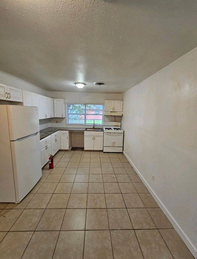 House for rent at 1707 Stanley Dr, Biloxi, MS 39531