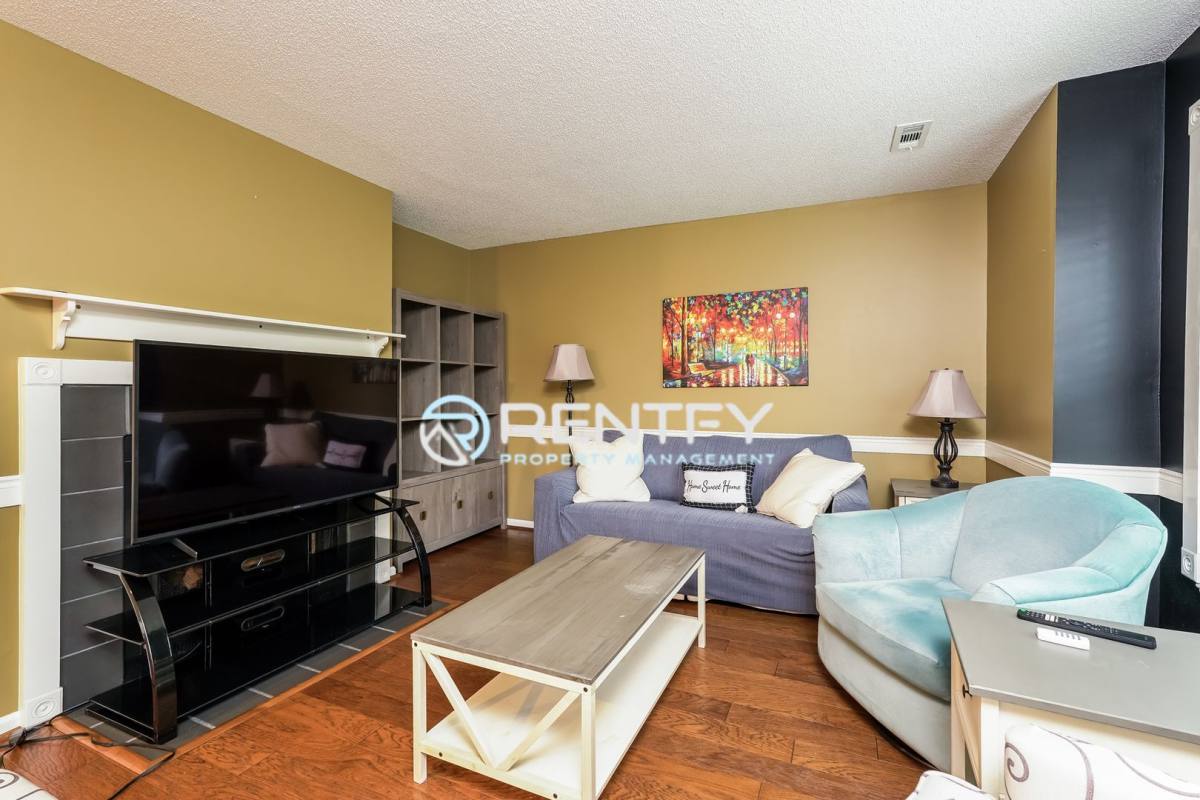 Condo for rent at 3810 Old Rosebud Court, Clemmons, NC 27012