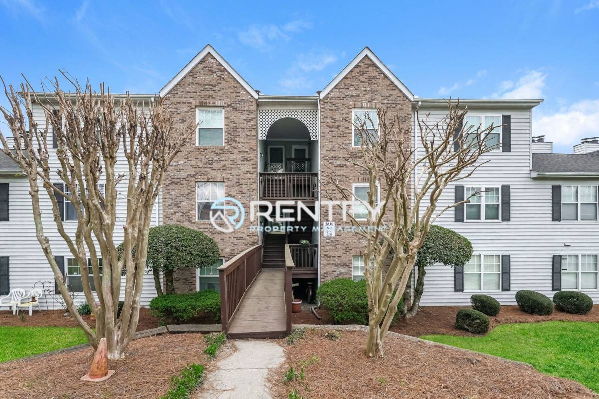 Condo for rent at 3810 Old Rosebud Court, Clemmons, NC 27012