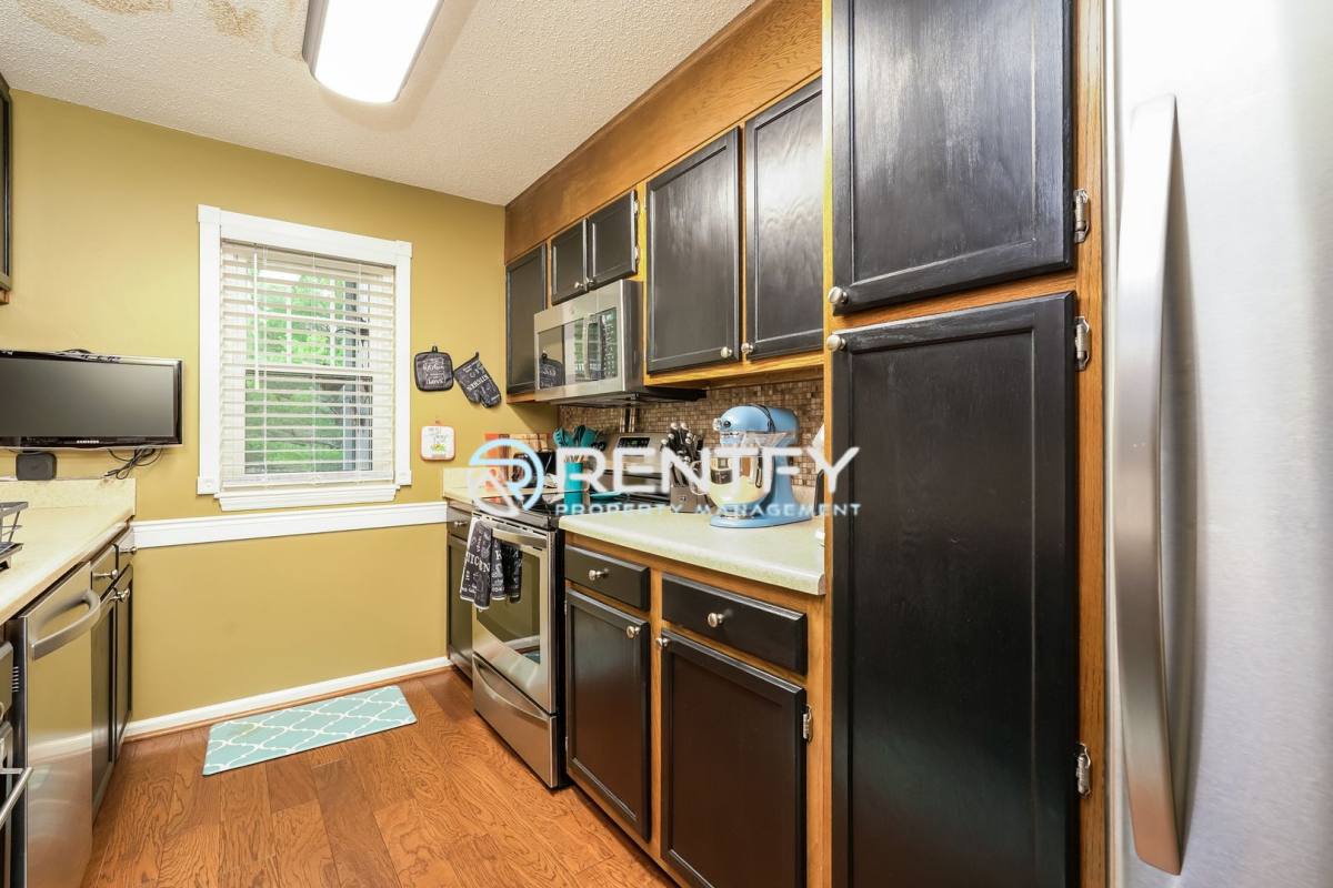 Condo for rent at 3810 Old Rosebud Court, Clemmons, NC 27012