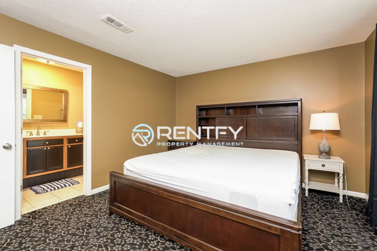 Condo for rent at 3810 Old Rosebud Court, Clemmons, NC 27012