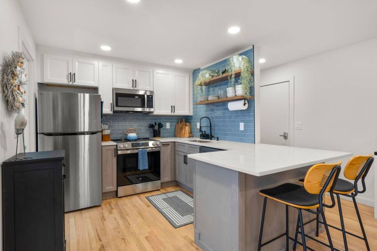 Apartment for rent at 1742 Boston Post Rd #3A, Westbrook, CT 06498