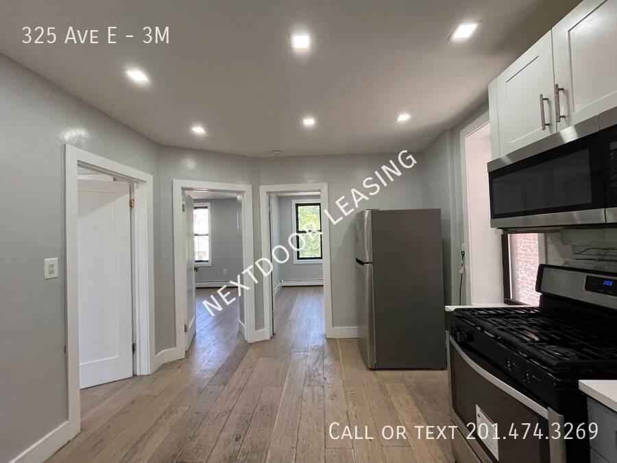 Apartment for rent at 325 Ave E #3M, Bayonne, NJ 07002