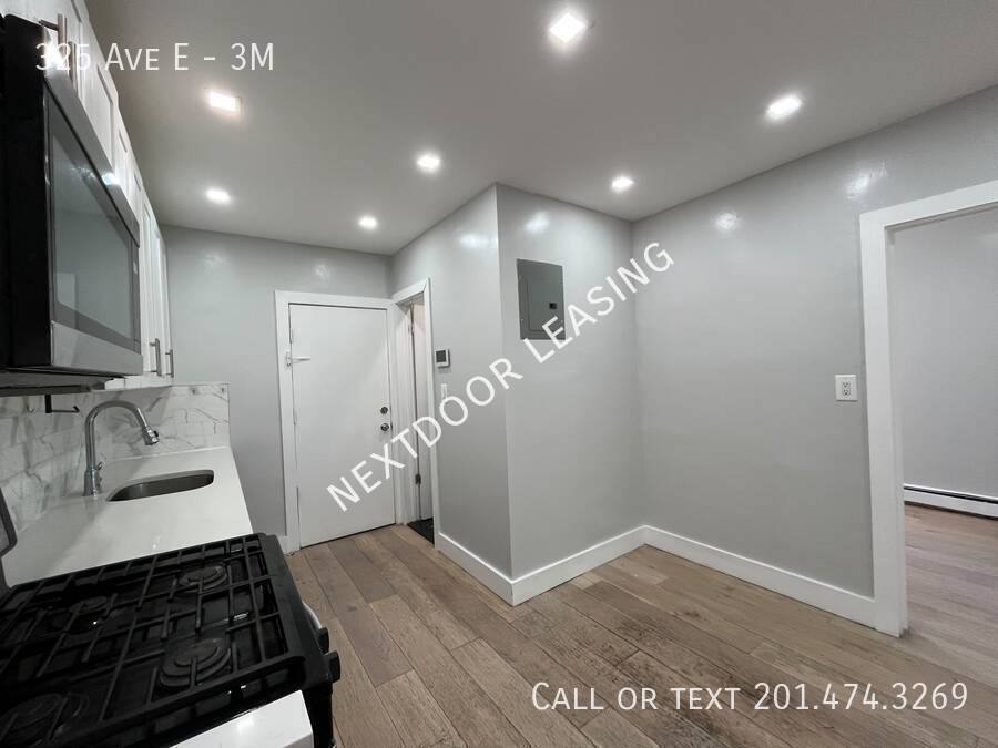 Apartment for rent at 325 Ave E #3M, Bayonne, NJ 07002