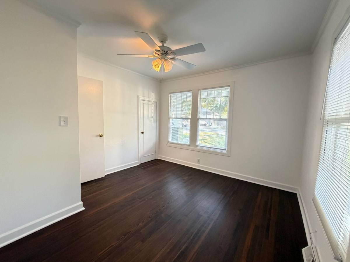 House for rent at 1744 Wilmore Dr, Charlotte, NC 28203