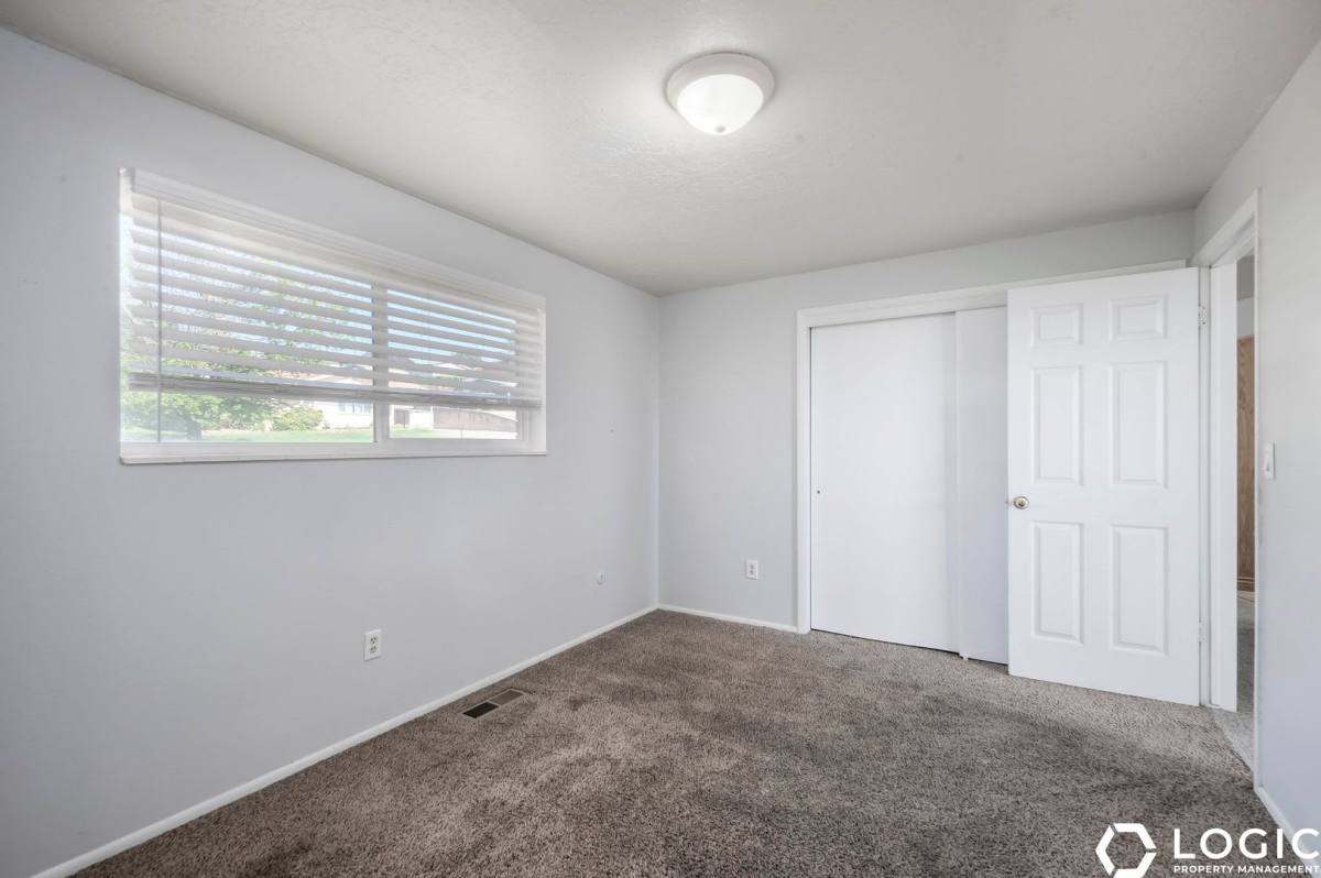 House for rent at 4247 S 2450 W, Roy, UT 84067