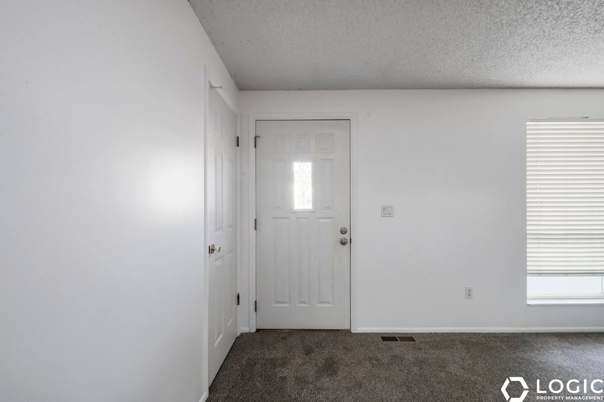 House for rent at 4247 S 2450 W, Roy, UT 84067