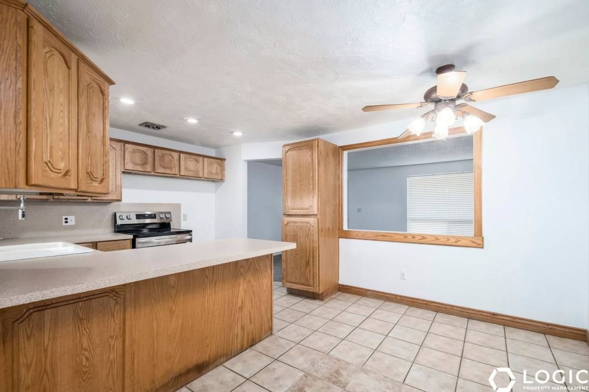 House for rent at 4247 S 2450 W, Roy, UT 84067