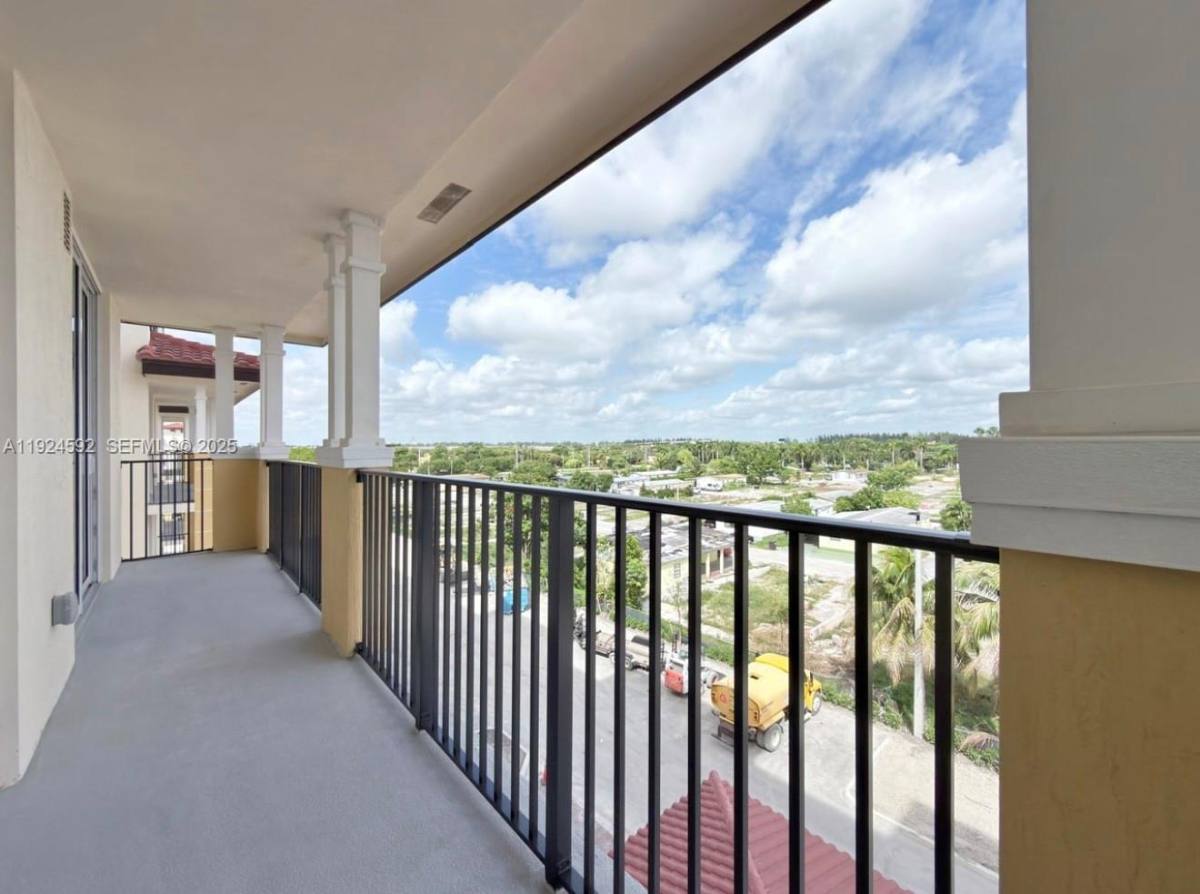 Apartment for rent at 11239 NW 4th Terrace #11239C1 4, Miami, FL 33172