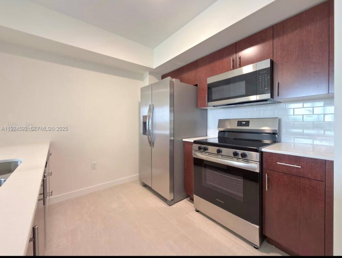 Apartment for rent at 11239 NW 4th Terrace #11239C1 4, Miami, FL 33172