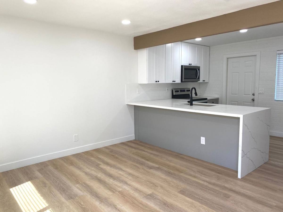 Apartment for rent at 1150 E Orange St, Tempe, AZ 85281
