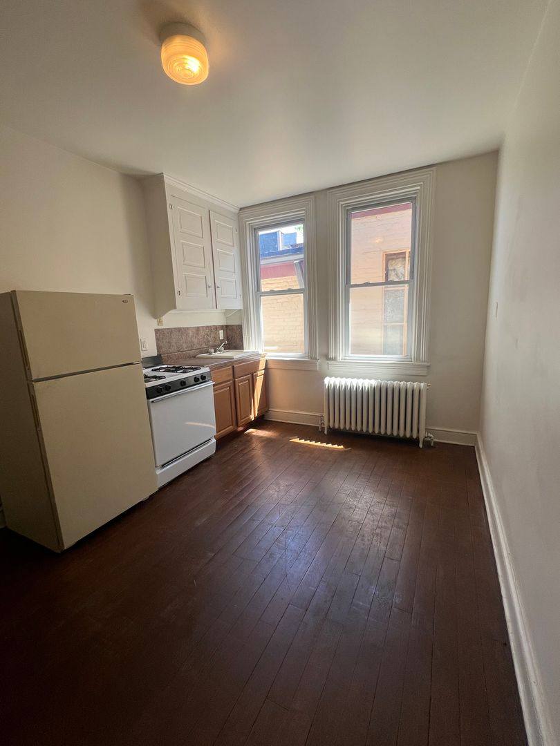 Apartment for rent at 536 E Fulton St, Lancaster, PA 17602