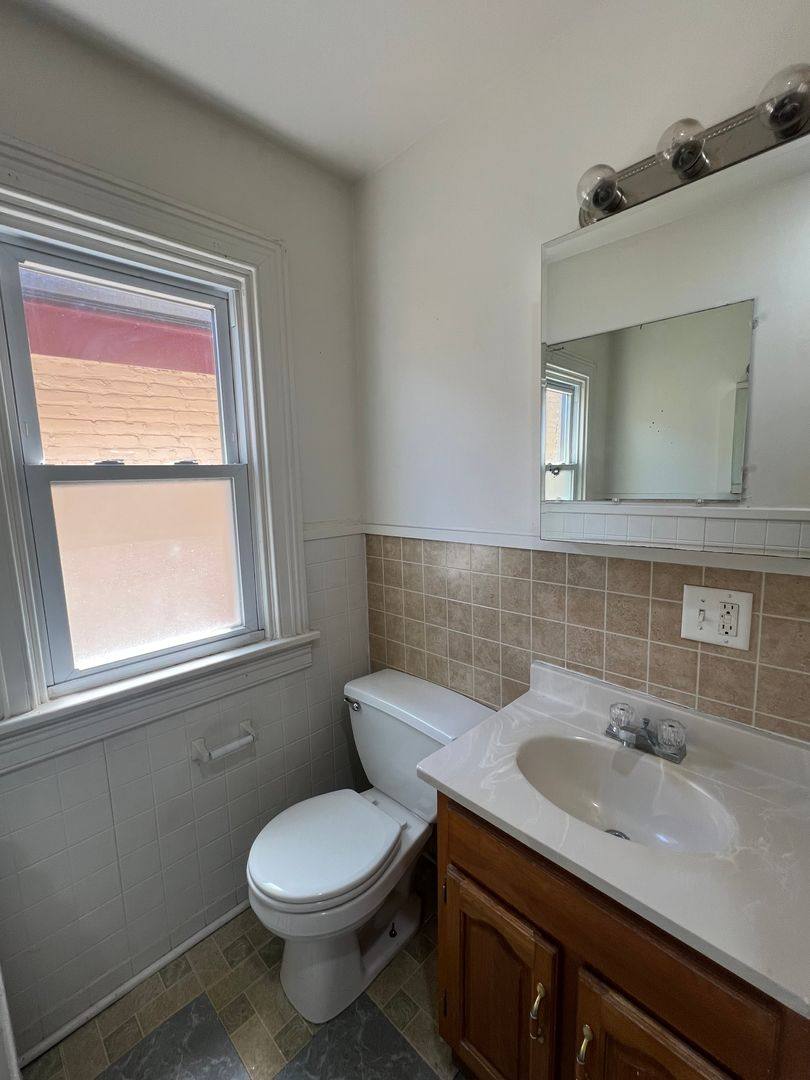 Apartment for rent at 536 E Fulton St, Lancaster, PA 17602