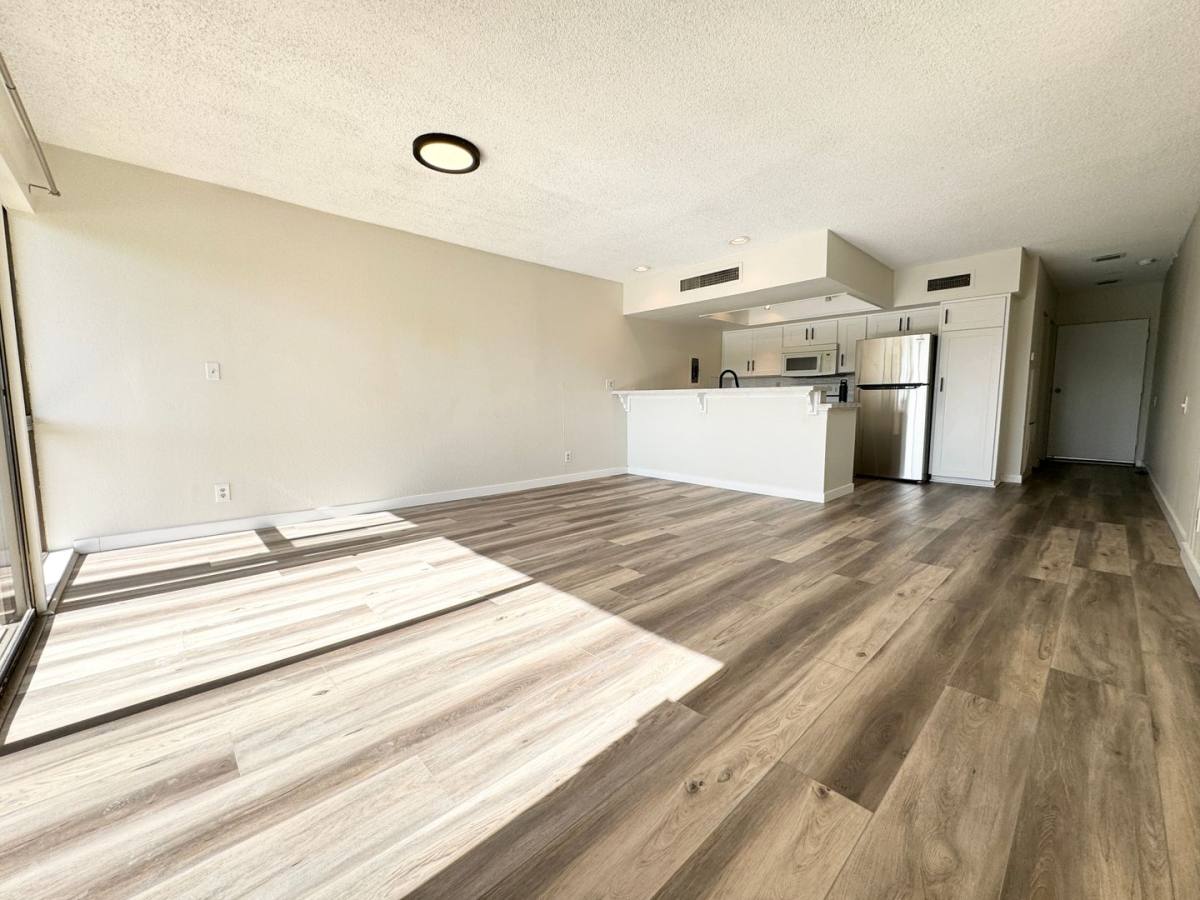 Condo for rent at 1655 E Palm Canyon Dr #408, Palm Springs, CA 92264