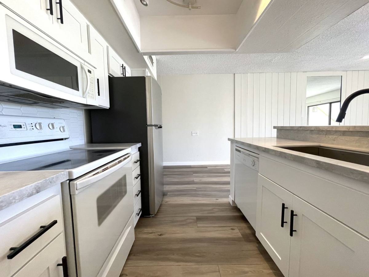 Condo for rent at 1655 E Palm Canyon Dr #408, Palm Springs, CA 92264
