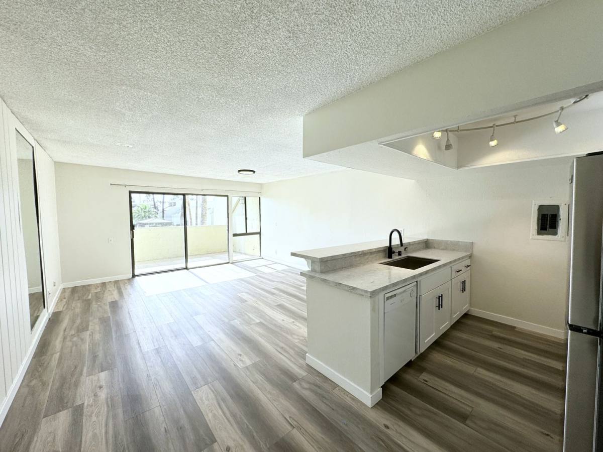 Condo for rent at 1655 E Palm Canyon Dr #408, Palm Springs, CA 92264