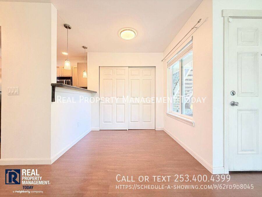 Apartment for rent at 2613 S 272nd St #21, Kent, WA 98032