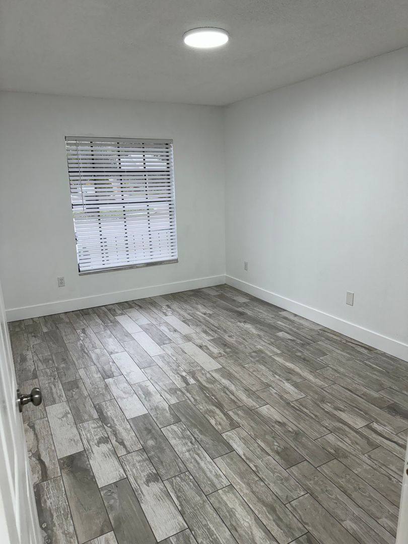 Apartment for rent at 4900 Dover Circle, Orlando, FL 32807